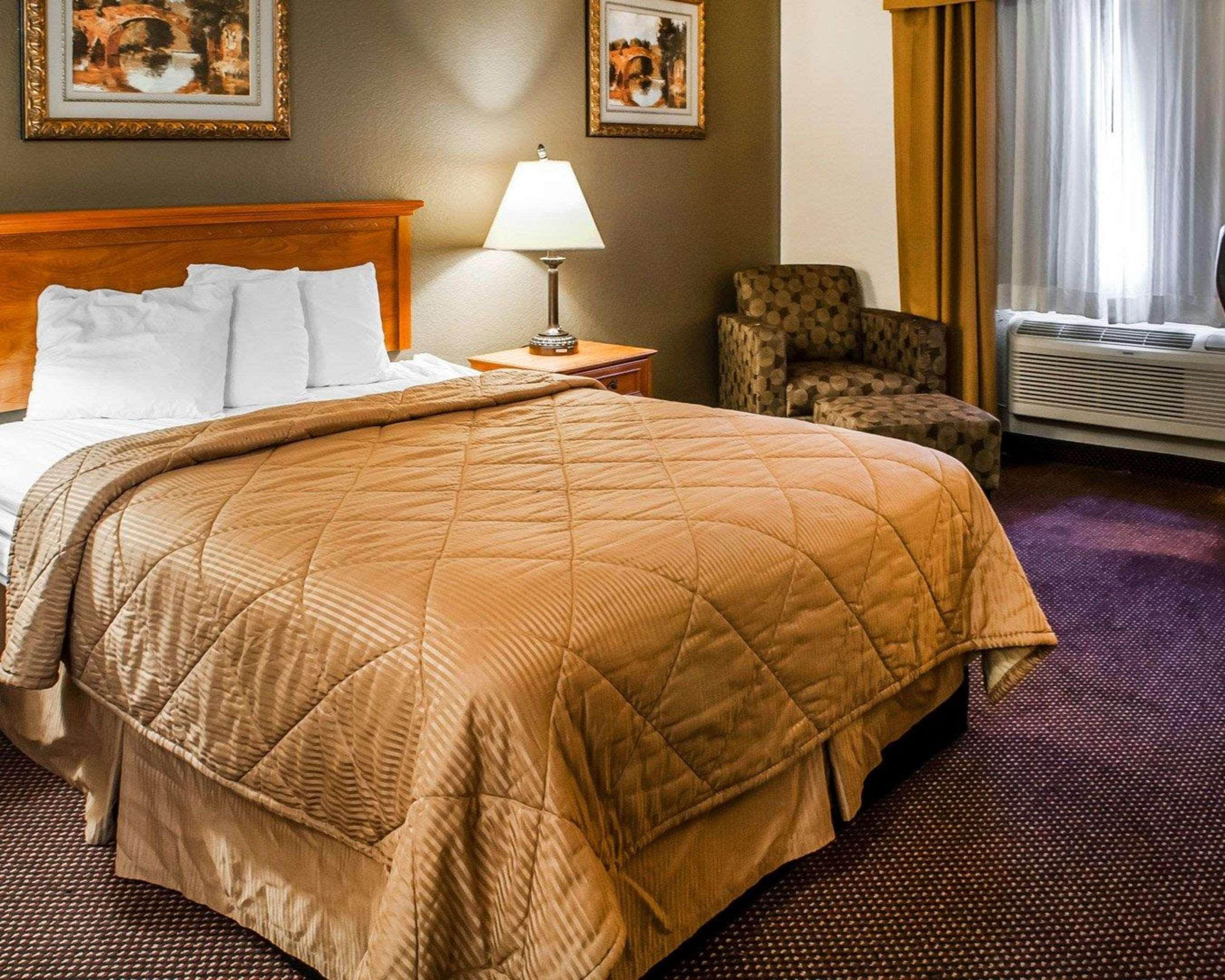 Rodeway Inn Эспаньола Экстерьер фото