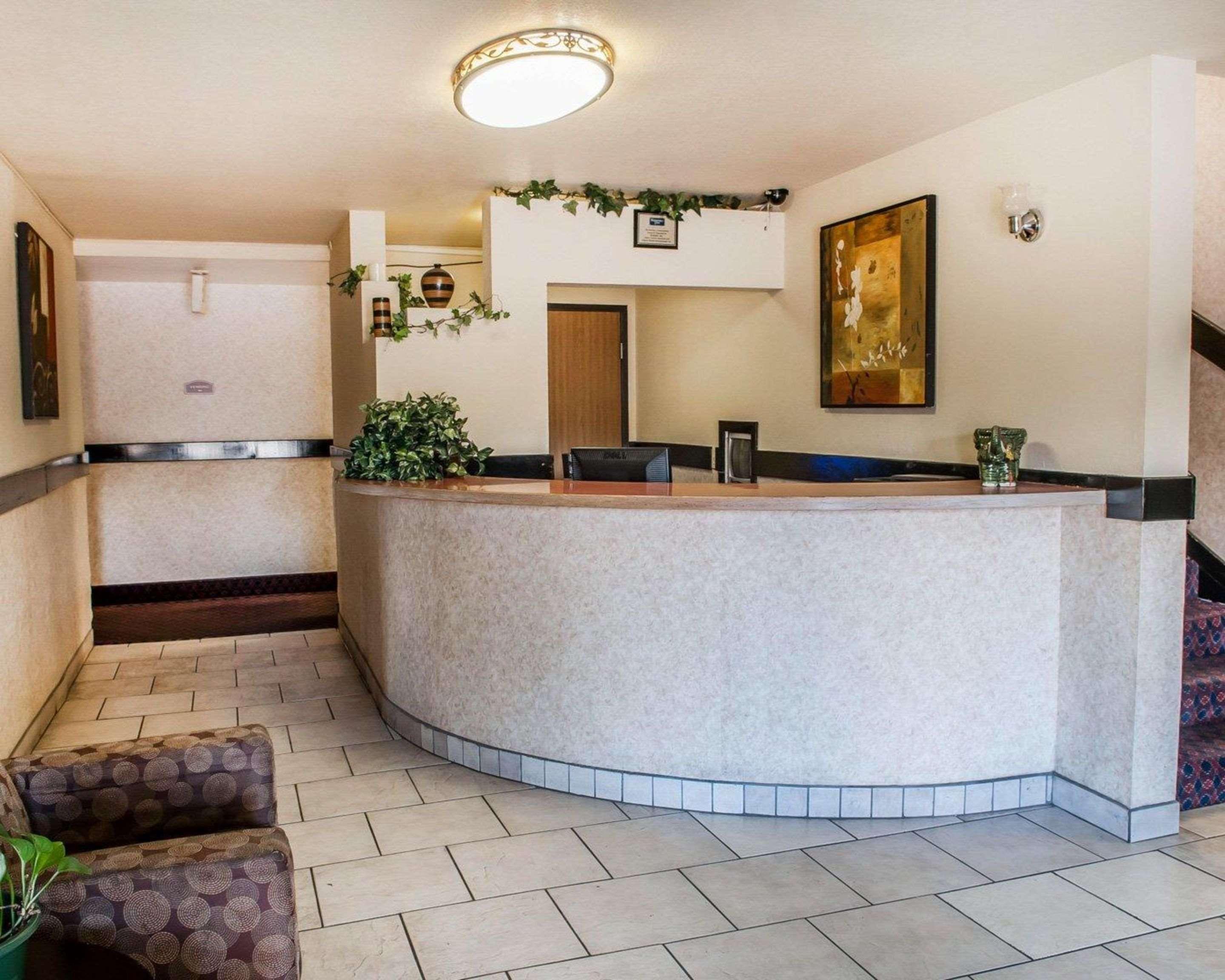 Rodeway Inn Эспаньола Экстерьер фото