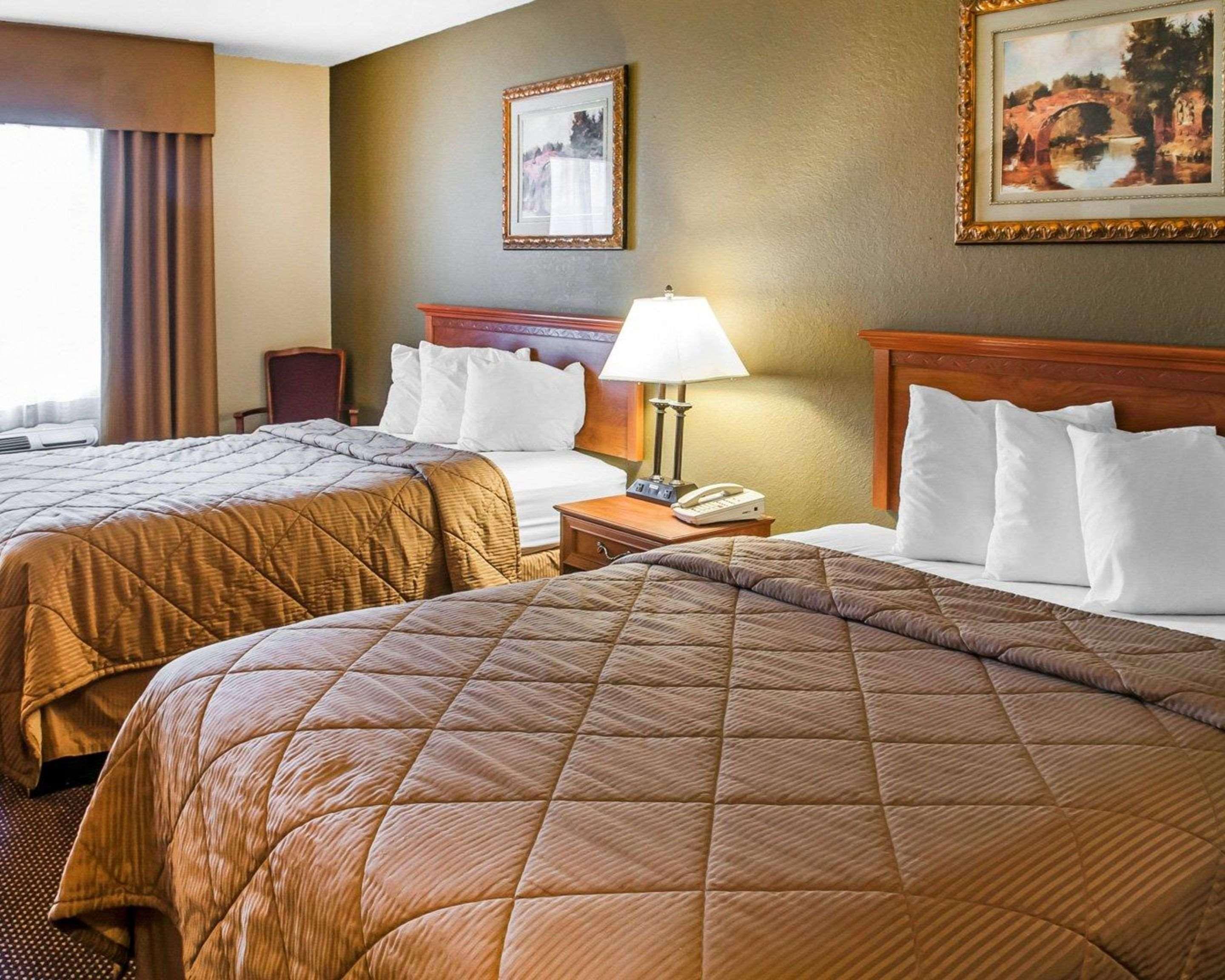 Rodeway Inn Эспаньола Экстерьер фото