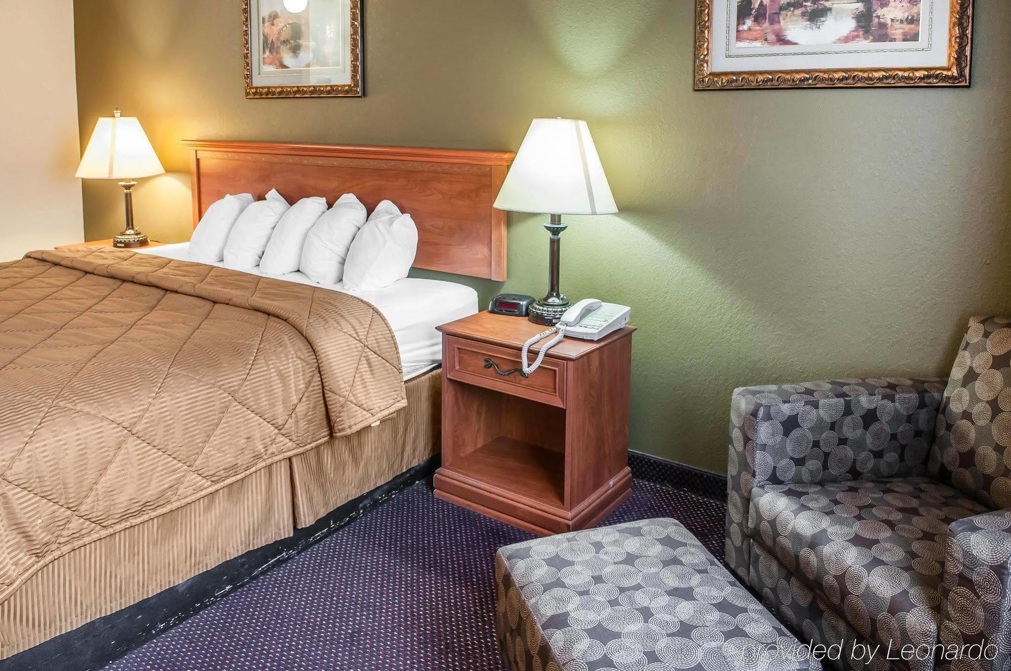 Rodeway Inn Эспаньола Экстерьер фото