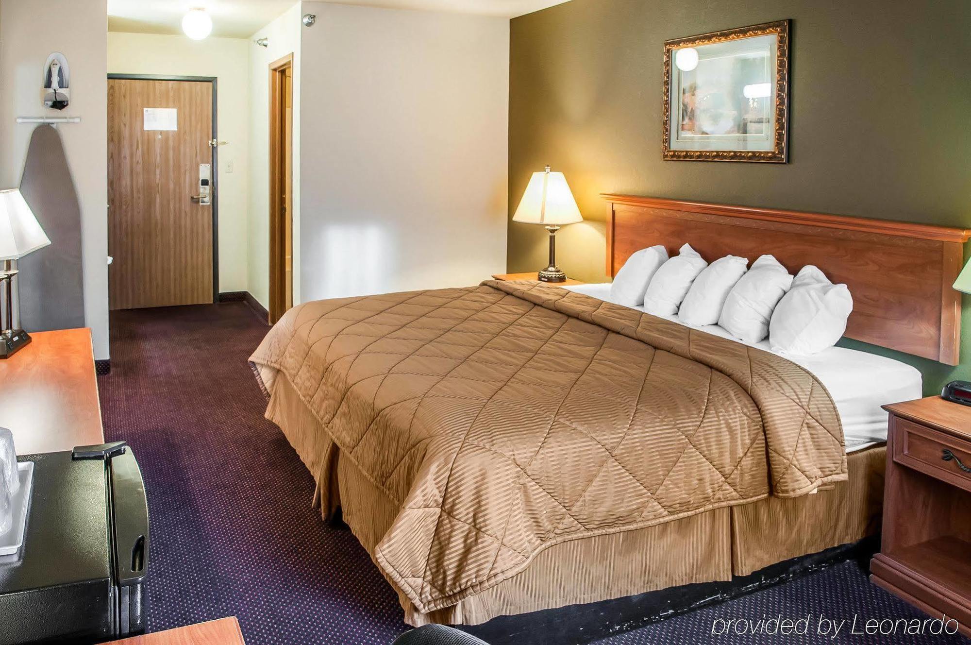 Rodeway Inn Эспаньола Экстерьер фото